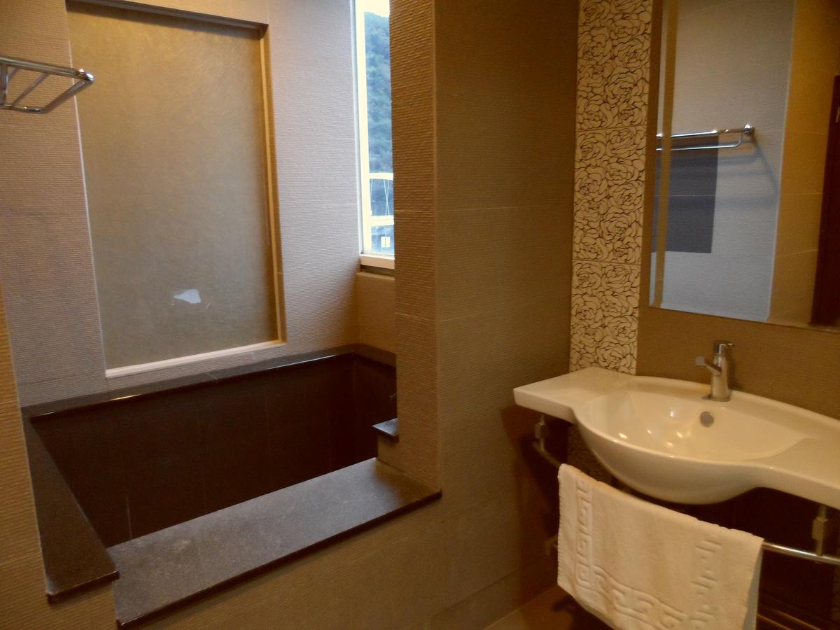 Niuniu & Meng Ka Homestay Liugui Екстер'єр фото